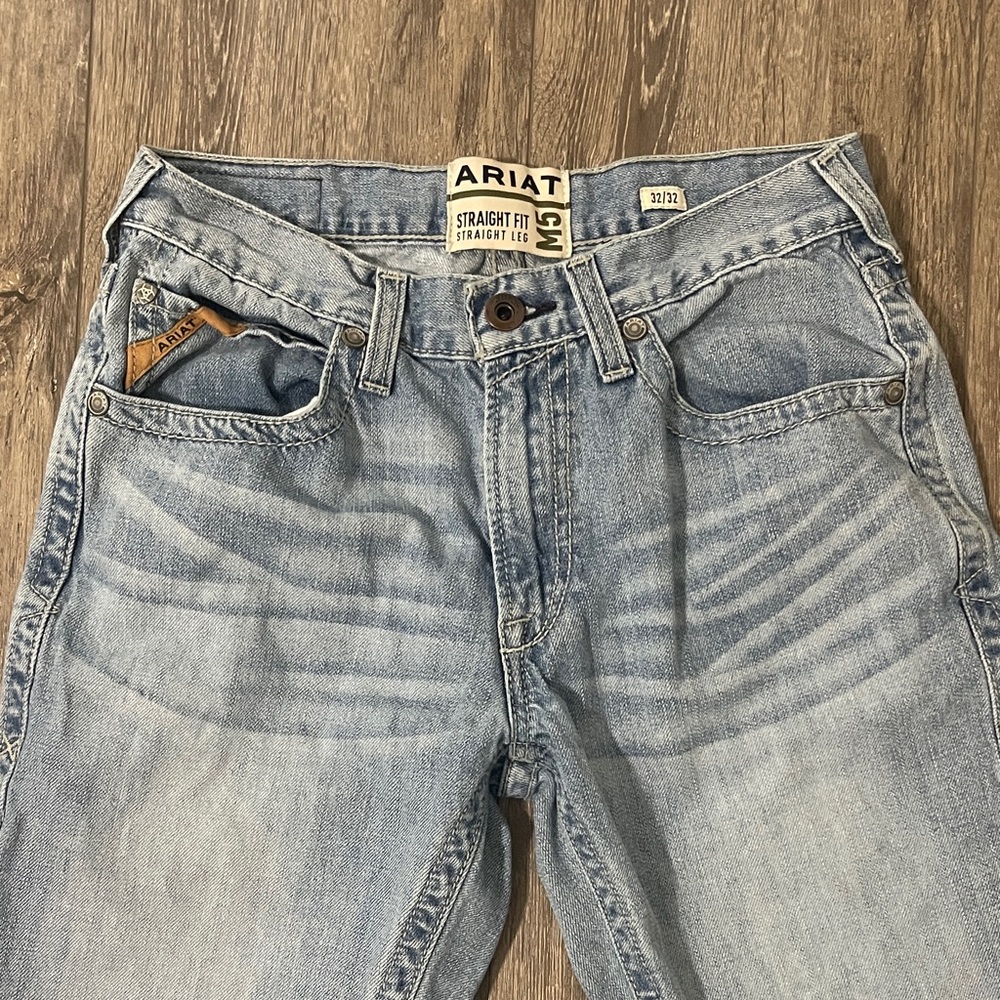 Ariat M5 Men's Light Blue Straight Jeans size 32/32